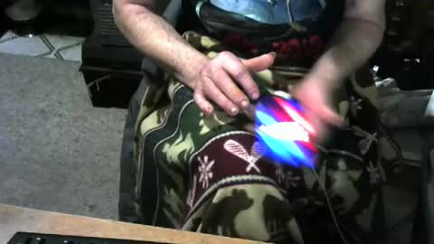 Snapshot of chefy999 chatting on December 15, 10:08 am chefy online show from December 15, 10:08 am