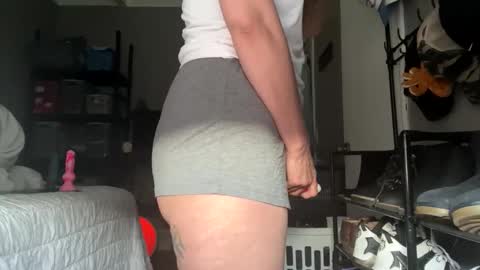 chelarose online show from March 6, 2:57 pm