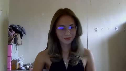 chelly4u69 online show from September 17, 3:30 am