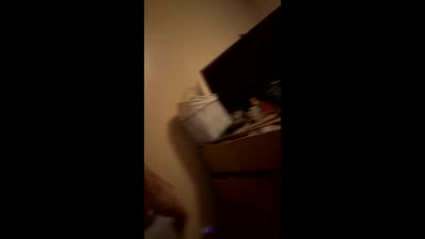 Snapshot of chellybear101 chatting on January 15, 6:12 am chellybear101 online show from January 15, 6:12 am