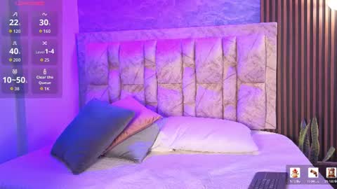 Snapshot of chelsea_dalea chatting on June 11, 9:02 pm chelsea_dalea online show from June 11, 9:02 pm