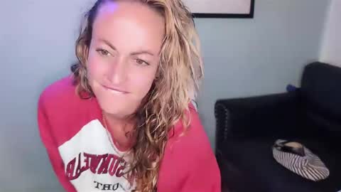 chelsee lynn online show from November 23, 6:24 am