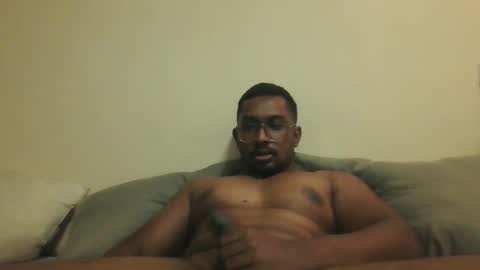 Snapshot of chennaibull1011 chatting on May 10, 6:57 pm chennaibull1011 online show from May 10, 6:57 pm