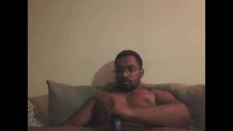 Snapshot of chennaibull1011 chatting on May 28, 2:03 pm chennaibull1011 online show from May 28, 2:03 pm