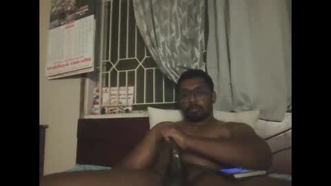 Snapshot of chennaibull1011 chatting on June 10, 6:51 pm chennaibull1011 online show from June 10, 6:51 pm