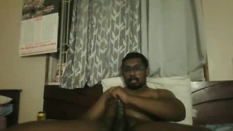 Snapshot of chennaibull1011 chatting on June 20, 6:11 pm chennaibull1011 online show from June 20, 6:11 pm
