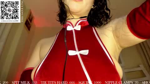 Snapshot of chernoevil666 chatting on February 11, 3:40 am Allyss online show from February 11, 3:40 am