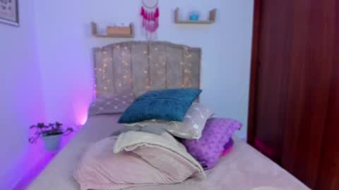 cherries_and_wine_ online show from December 2, 7:16 pm