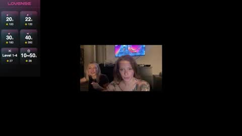 Snapshot of cherriesinchains chatting on October 19, 4:46 am Cherry online show from October 19, 4:46 am