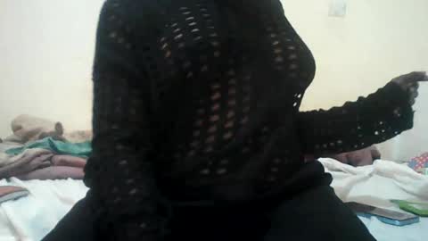 Snapshot of cherry864294 chatting on August 8, 9:22 am Cherrystone online show from August 8, 9:22 am