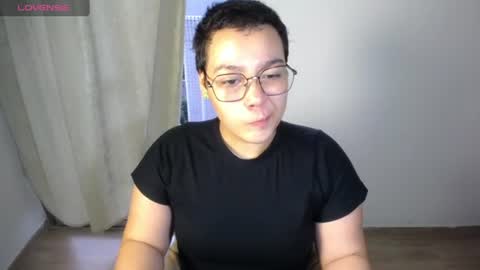 Snapshot of cherry__420 chatting on July 7, 11:14 am Cherry online show from July 7, 11:14 am