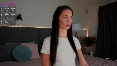 Cherry  Kiss online show from April 28, 7:24 am