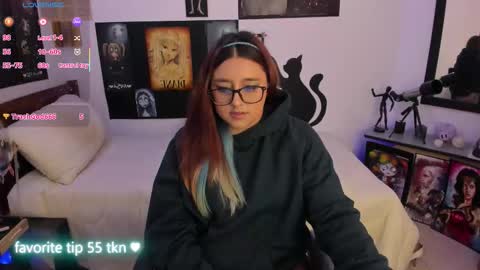 Snapshot of cherry_blushh chatting on November 20, 8:19 pm cherry_blushh online show from November 20, 8:19 pm