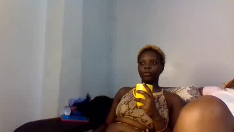 Fafa online show from March 21, 3:04 pm