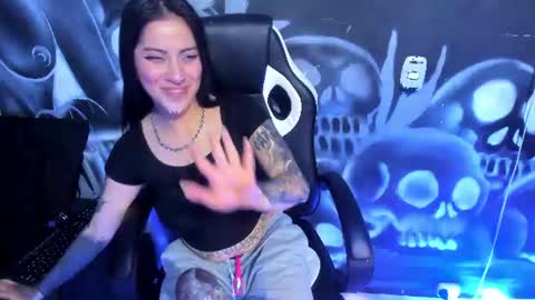 Snapshot of cherry_jenklins87 chatting on July 18, 4:16 am cherry jenklins87 online show from July 18, 4:16 am