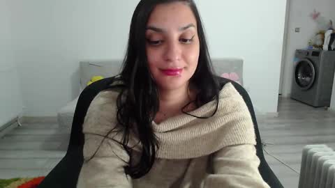 Snapshot of cherry_pie95 chatting on September 29, 9:19 pm Sherry online show from September 29, 9:19 pm