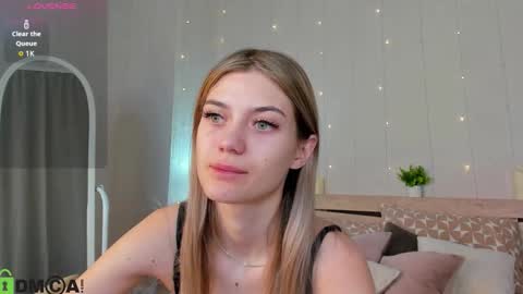 cherry_pr1ce online show from December 2, 12:16 am