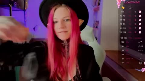 Roxy online show from November 2, 9:39 pm