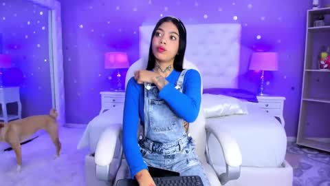 Snapshot of cherry_sussan chatting on February 4, 7:40 am Sussan Cherry online show from February 4, 7:40 am