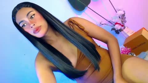Snapshot of cherry_temptation28 chatting on August 2, 8:40 pm marshmallow online show from August 2, 8:40 pm