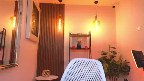 Snapshot of cherry_vixen_ chatting on April 18, 7:58 pm Sery online show from April 18, 7:58 pm
