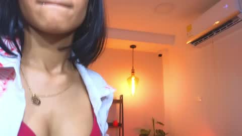 Snapshot of cherry_vixen_ chatting on April 20, 6:09 pm Sery online show from April 20, 6:09 pm