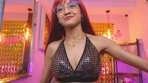 Snapshot of cherry_vixen_ chatting on April 25, 6:49 pm Sery online show from April 25, 6:49 pm