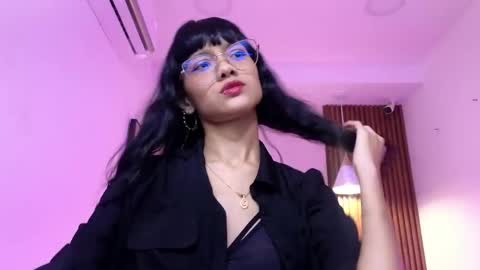 Snapshot of cherry_vixen_ chatting on May 6, 6:35 pm Sery online show from May 6, 6:35 pm