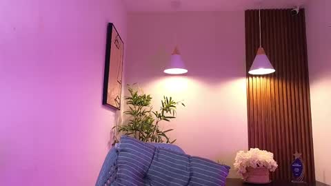 Snapshot of cherry_vixen_ chatting on May 22, 6:46 pm Sery online show from May 22, 6:46 pm