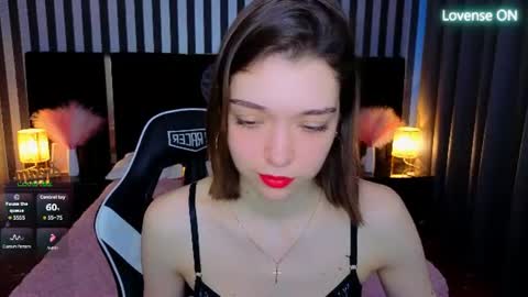 Snapshot of cherry_wipe chatting on July 29, 6:33 am Cherry Wipe online show from July 29, 6:33 am