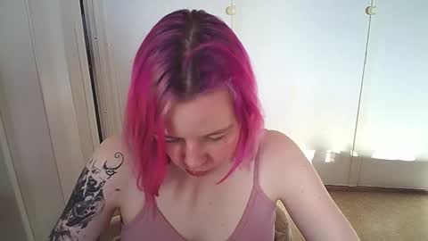 cherrybaby_0 online show from March 14, 10:53 am