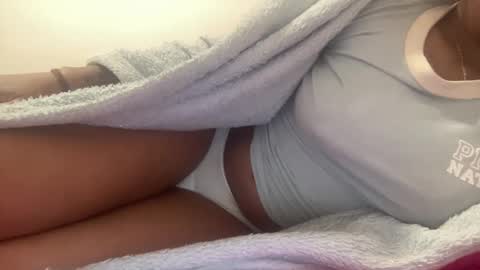 cherryb online show from January 18, 12:13 am