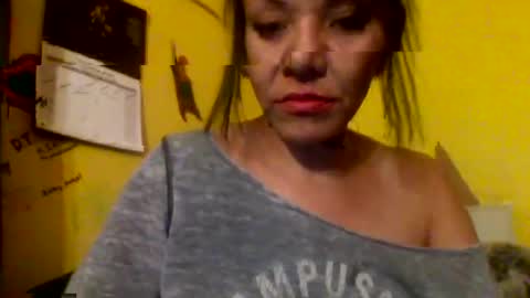 Snapshot of cherryhillss chatting on November 5, 4:34 am cherryhillss online show from November 5, 4:34 am