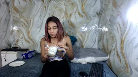 Snapshot of cherryindian694u chatting on July 9, 7:56 am leah is the name online show from July 9, 7:56 am