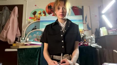 Snapshot of cherrylcornes chatting on April 25, 7:22 pm Nika online show from April 25, 7:22 pm