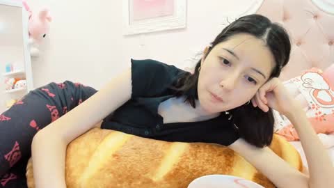 cherrycute666 online show from December 17, 12:23 am
