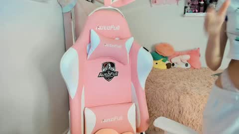 cherrycute666 online show from January 20, 12:46 am