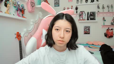 cherrycute666 online show from March 12, 8:26 pm