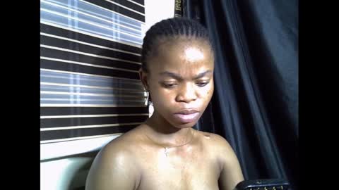 Snapshot of cherryxpussy chatting on March 6, 10:47 pm cherryxpussy online show from March 6, 10:47 pm