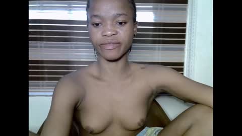 Snapshot of cherryxpussy chatting on March 8, 8:11 am cherryxpussy online show from March 8, 8:11 am