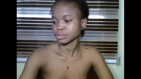 Snapshot of cherryxpussy chatting on March 10, 7:32 am cherryxpussy online show from March 10, 7:32 am