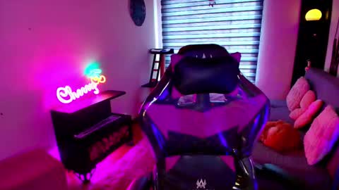 cherry online show from March 18, 5:05 pm