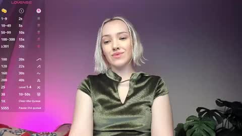 Snapshot of cherylmason chatting on May 27, 1:57 am Cheryl online show from May 27, 1:57 am
