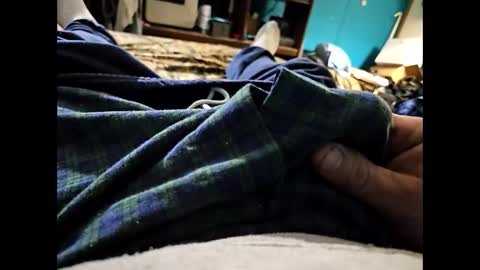 chevyman3219 online show from December 17, 1:33 am