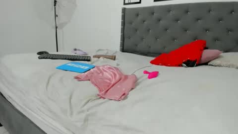 chey_petite online show from November 7, 2:22 am