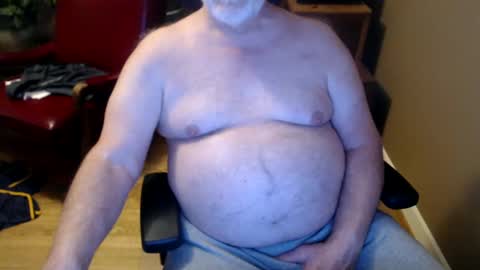 Snapshot of chgodad chatting on January 2, 12:45 am chgodad online show from January 2, 12:45 am