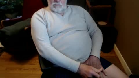 Snapshot of chgodad chatting on February 2, 7:14 pm chgodad online show from February 2, 7:14 pm