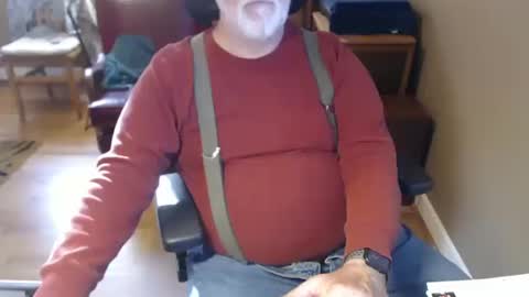 Snapshot of chgodad chatting on October 16, 9:27 pm chgodad online show from October 16, 9:27 pm