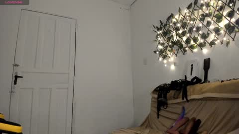 sammy coll online show from December 17, 12:45 am