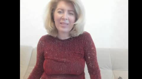 Snapshot of chicafortuna chatting on June 3, 3:42 am NBFG online show from June 3, 3:42 am